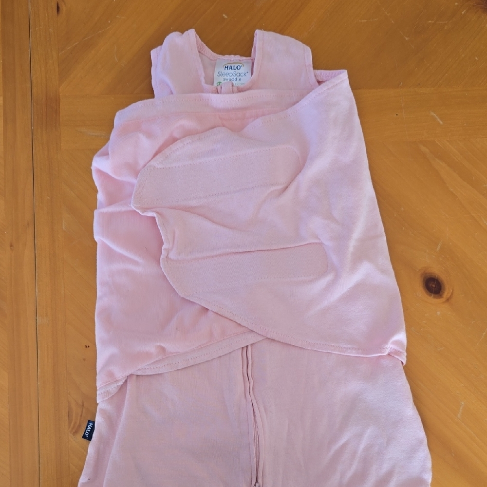NWOT Halo Soft Pink Sleep Sack for Kids